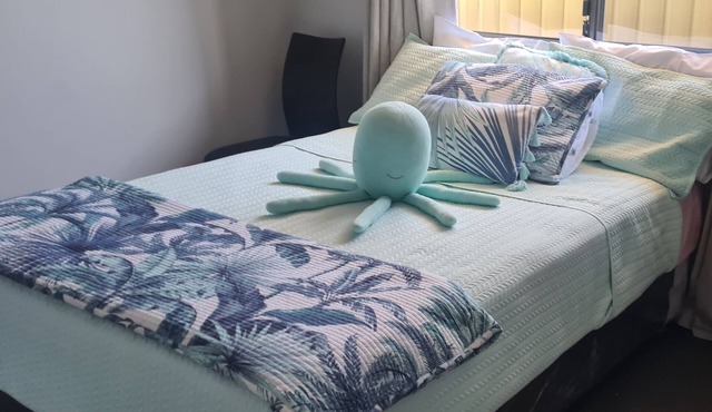 Charming 4-bedroom house in delightful Llanarth with AC