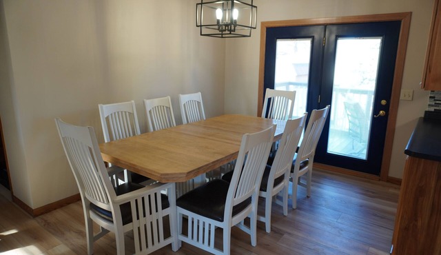 Charming 4-bedroom house with WiFi and gaming table in delightful Aberdeen
