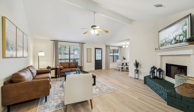 Charming 4-bedroom house with AC, WiFi in marvelous Richmond