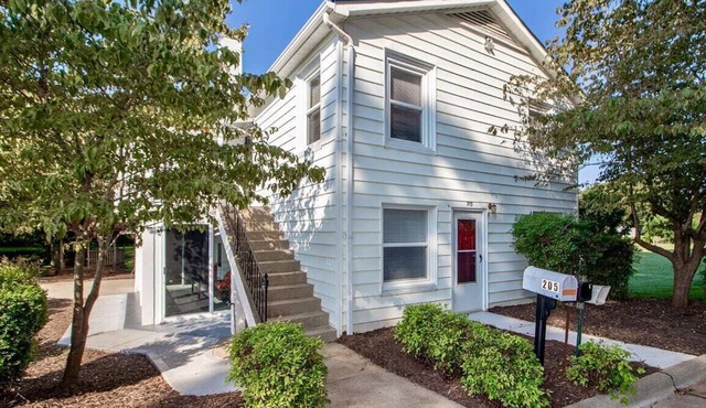 Charming 4-bedroom house with AC and WiFi in delightful Troutman