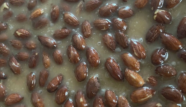 Charming 4-bedroom house with AC, WiFi in wonderful Chicago