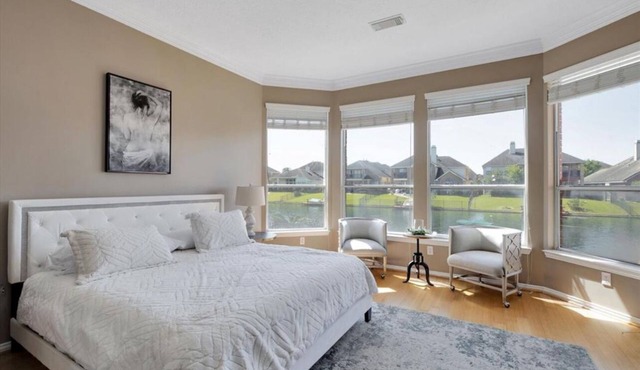 Charming 4-bedroom house with WiFi and AC in Cypress