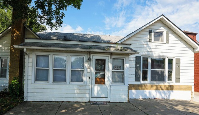 Charming 4-bedroom house with AC and WiFi in serene Waconia