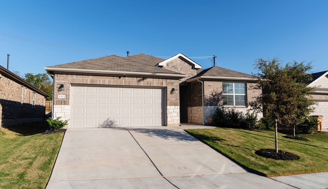 Charming 4-bedroom house in fabulous Austin. Minutes from Downtown, Domain, & UT
