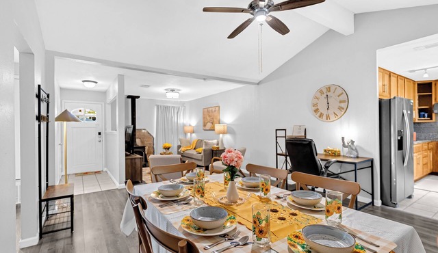 Charming 4-bedroom house near airport/AT&T/six flags