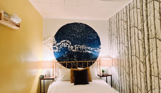 Charming 4-bedroom house with WiFi in trendy Ironbound, Newark