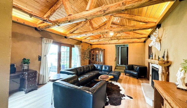 Charming 4-bedroom Lake house with AC and WiFi on Farm Island Lake in Aitkin