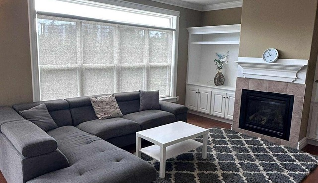 Charming 4-bedroom Townhouse
