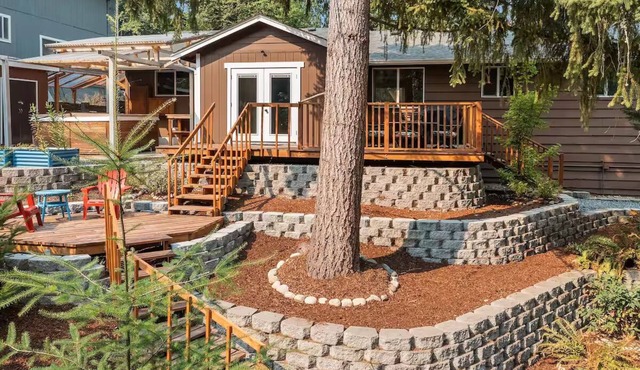 Charming 4-bedroom house with AC, Hot-Tub in Bonney Lake