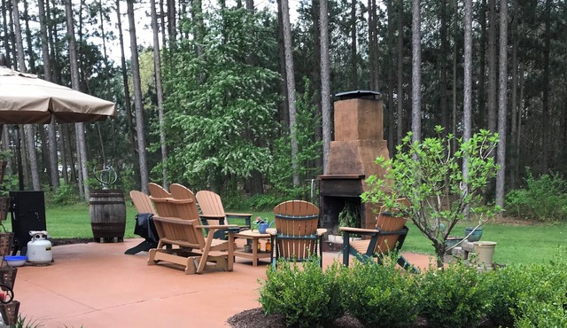 Charming 4-bedroom house in Interlochen. Your home away from home.