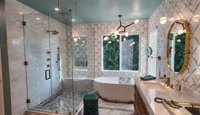 Charming 4-bedroom house in lovely Los Angeles with AC