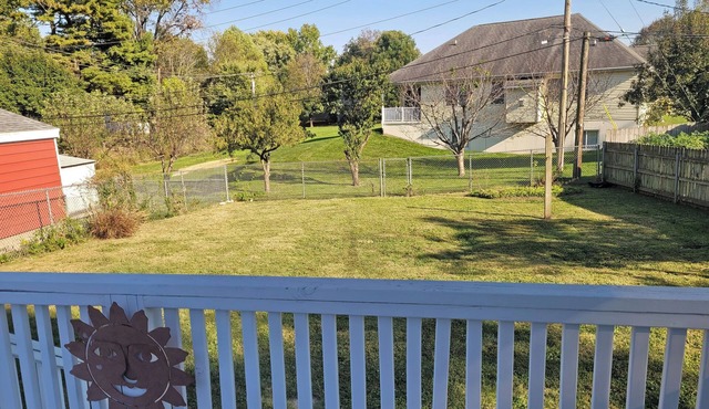 Charming 4-bedroom house in welcoming Springfield, with AC, WiFi, many amenities