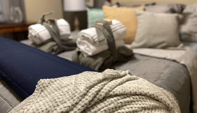 Charming 4 Br 2Ba Duplex