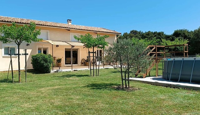 Charming 4-Person Villa with Private Pool, Large Terrace, and Pet-Friendly - Orgnac l'Aven