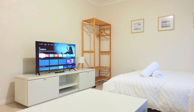 Charming 4-Room Home Near Beach