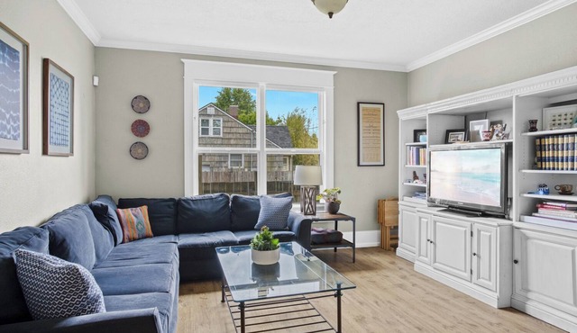 Charming 4 Square Home in a Great Portland Neighborhood