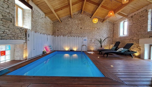 Charming 4-star residence La KATORA with heated indoor pool