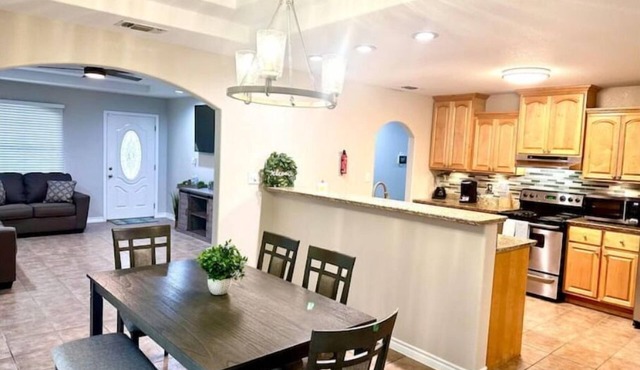 Charming 4beds/2bath Entire Home