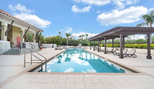 Charming 4BR, 3.5 Bath - Near Disney World