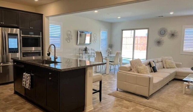 Charming 4BR/3BA Home in Menifee