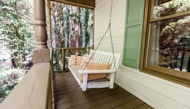 Charming 4BR ★ Family-Friendly ★ w/Backyard ★