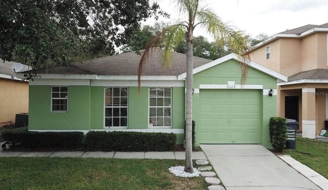 Charming 4br home in residential neighborhood!