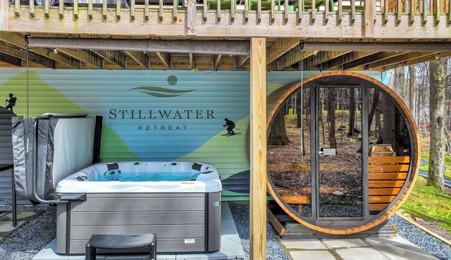 Charming 5-bedroom Retreat in Big Bass Lake with Hot Tub, Sauna, and Fire Pit