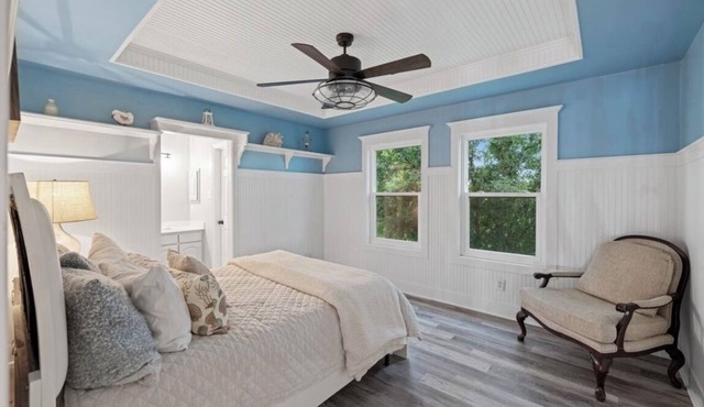 Charming 5-bedroom Country House in Denton