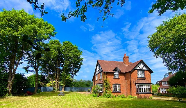 Charming 5 bedroom period house in Shrophire