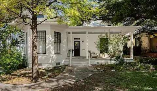 Charming 5 Bedroom Home in Austin