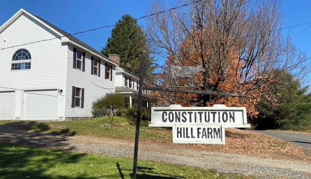 Charming 5-bedroom farmhouse in Lanesborough