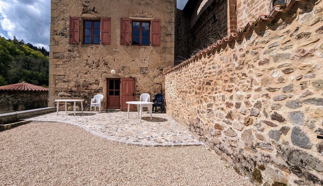 Charming 5-Person Cottage in Saint-Vert with Garden and Tranquil Surroundings