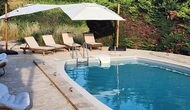 Charming 5-star villa in Provence - Pool, view & complete privacy