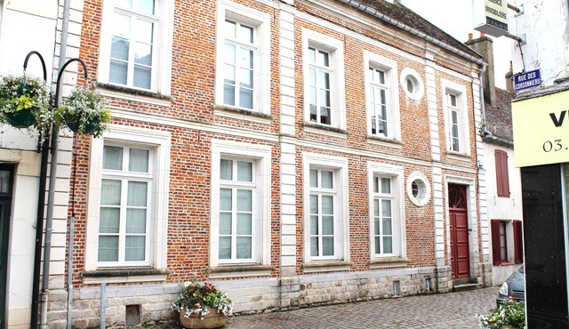 Charming 6-bedroom house in the heart of Montreuil-sur-Mer