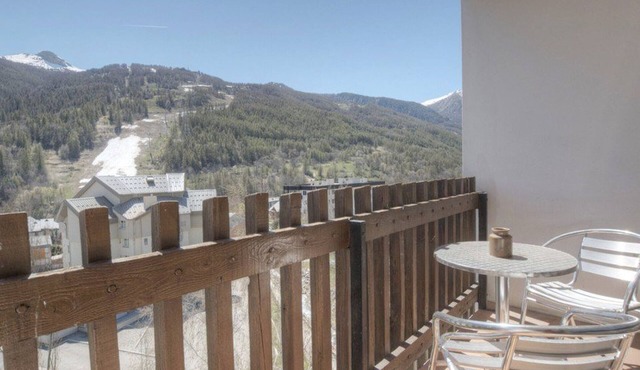 Charming 6-Pax Apt in Serre-Chevalier, South & West Balconies, Ski Locker