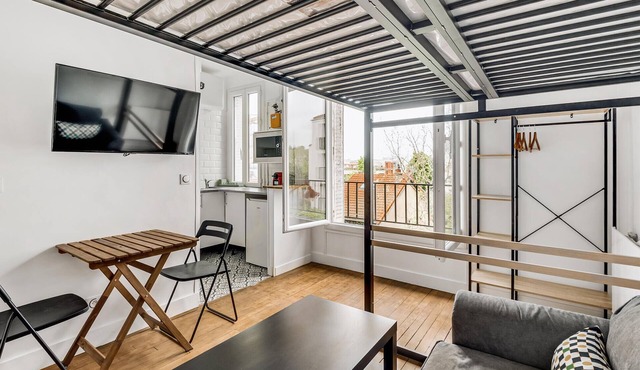Charming and practical apartment in a prime location for exploring the city of Paris.