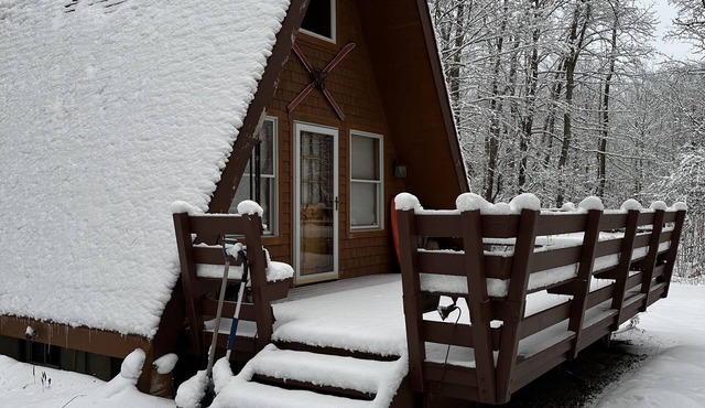 Charming A-Frame Near all the Best parts of the Berkshires!