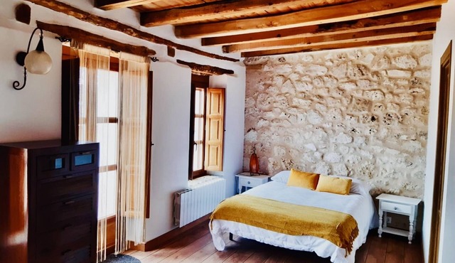Charming accommodation, next to Ribera del Duero and Hoces del Duratón
