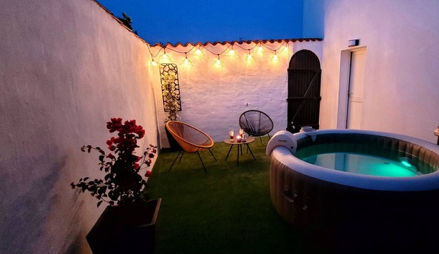 Charming accommodation with jacuzzi at the gates of La Rochelle