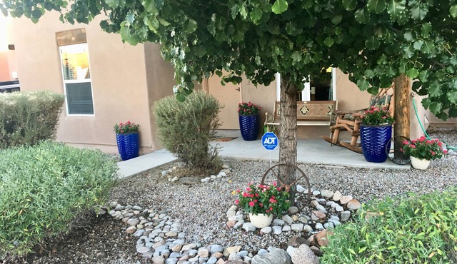 CHARMING ADOBE SANTA FE HOUSE 3BR 2BA