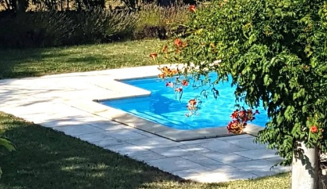 Charming Air-Conditioned Cottage with Private Garden and Pool