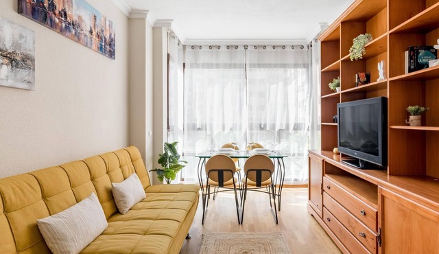 Charming Airport V - Design apartment next to the airport