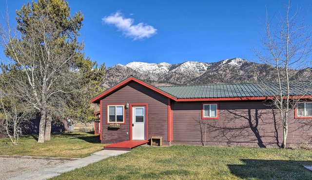 Charming Alpine Apartment w/ Stunning Views!