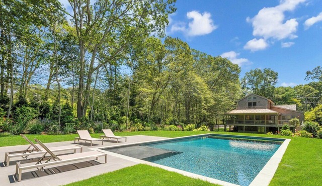 Charming Amagansett Cottage with Pool, Perfectly Situated near Town and.