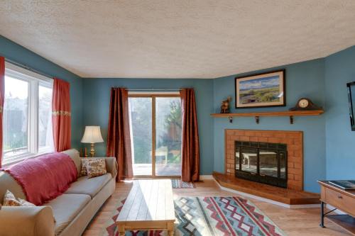 Charming Anchorage Home with Grill and Deck!