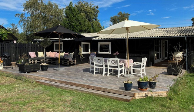 Charming and Authentic Summer House on Odden