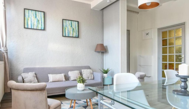 Charming and calm flat with parking at the heart of Béthune - Welkeys