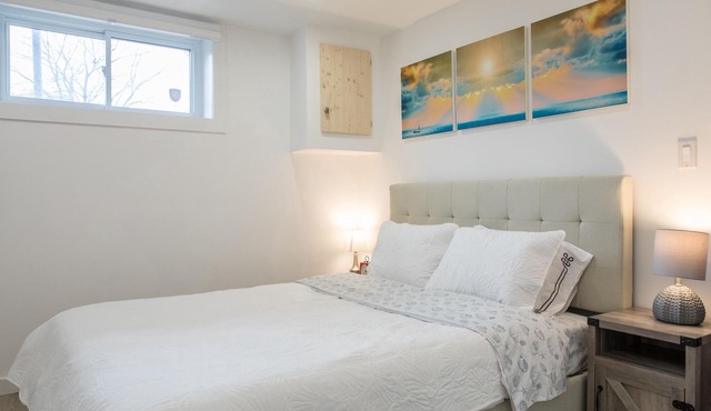 Charming and Cozy Basement Suite in the Minnow Lake area