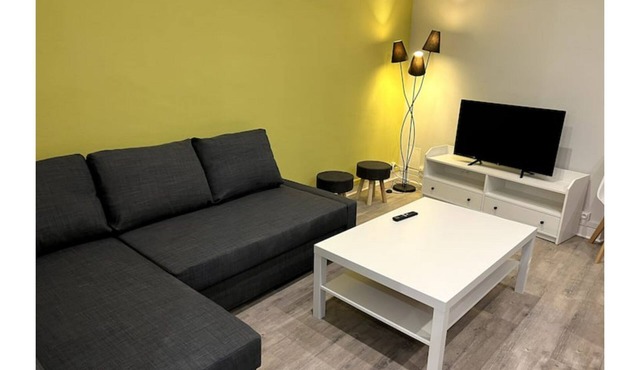 Charming and comfortable duplex with large capacity