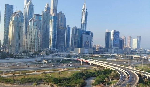 Charming and Comfortable 1BR | Jumeirah Bay X1| JLT